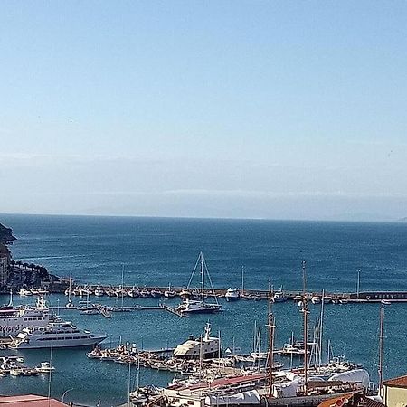 Sweet Liana Un Tuffo Nel Cuore Del Paese Porto Santo Stefano  Dış mekan fotoğraf
