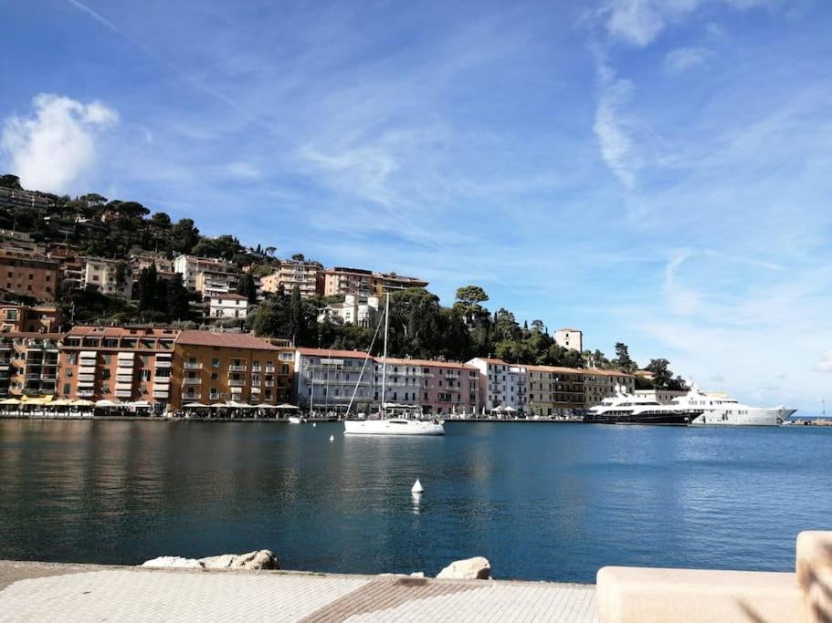 Sweet Liana Un Tuffo Nel Cuore Del Paese Porto Santo Stefano  Dış mekan fotoğraf