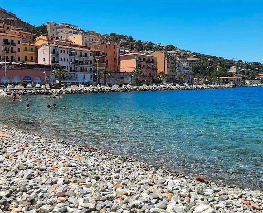 Sweet Liana Un Tuffo Nel Cuore Del Paese Porto Santo Stefano  Dış mekan fotoğraf